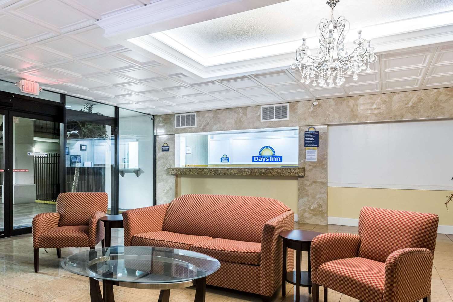 Days Inn By Wyndham St. Petersburg / Tampa Bay Area Pinellas Park Exteriör bild